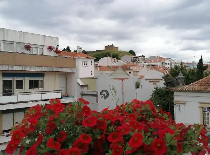 Хостел Rossio Алкобаса