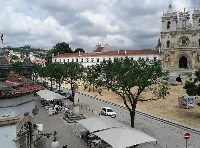 Хостел Rossio Алкобаса