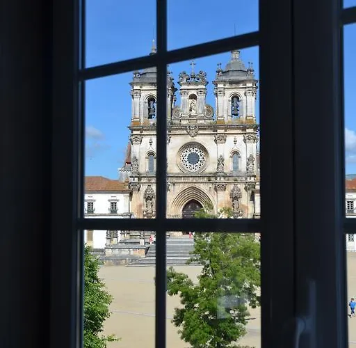 Хостел Rossio Алкобаса